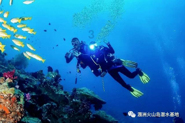 逃出小村落