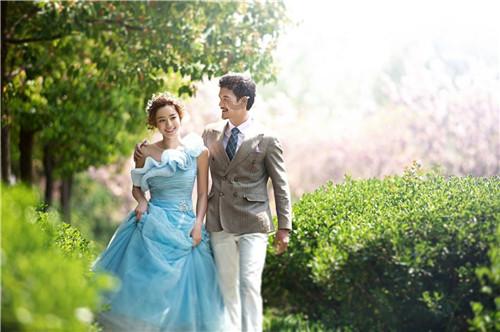 解答你所有问题-吃饭吧唧嘴是什么意思?